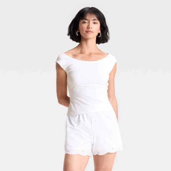 a new day Tops - A New Day White Off Shoulder Cap Sleeve Top Shirt medium m women's NWT holida
